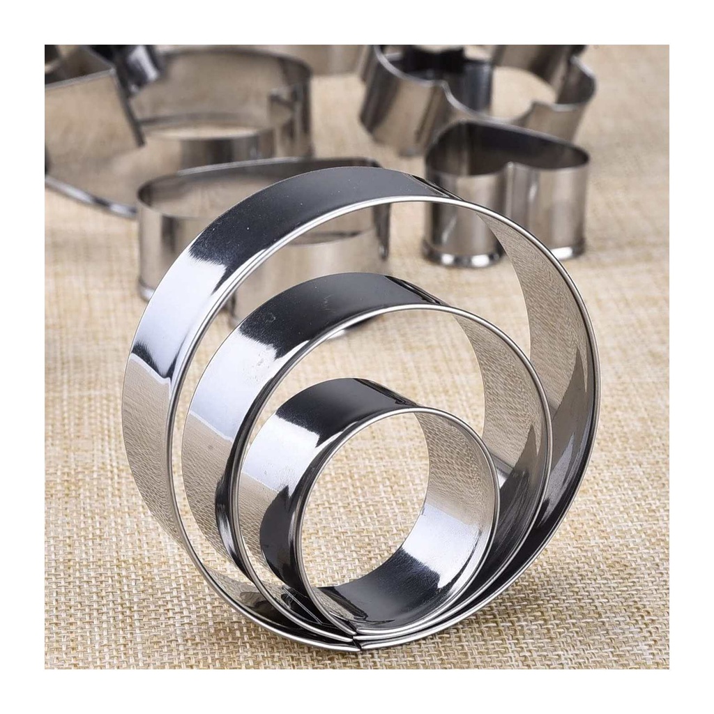 Stainless Steel Round Cookie Cutters - 3 Piece Set for Baking, Cake Decorating & Fondant Crafts